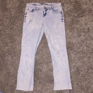 Hippie Laundry Mid-rise Crop Jeans
